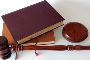 gavel