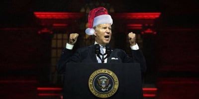 2022 12 23 biden santa