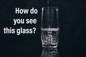 2023 1 10 glass empty economy