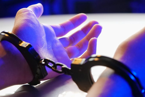 handcuff